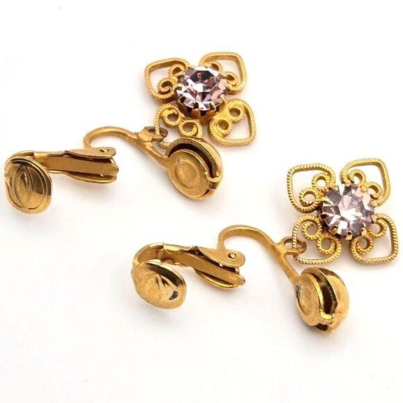 Vintage Goldtone Flower with Pale‎ Purple Rhinestone Dangle Clip On Earrings - Picture 2 of 6